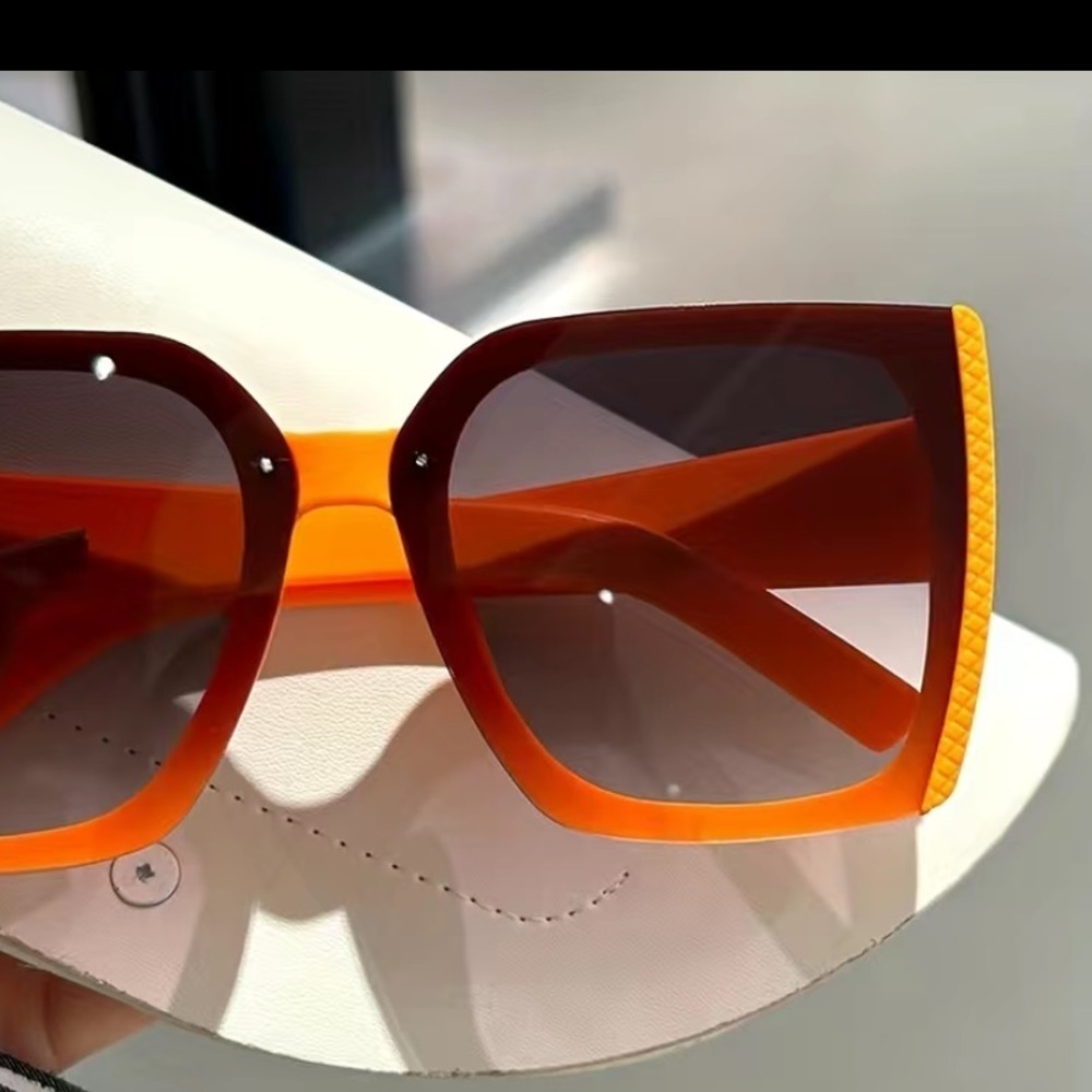 Orange square oversized sunglasses 🕶️ - Picture 3 of 7